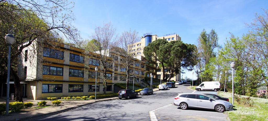 Bilbao Hostel Exterior photo