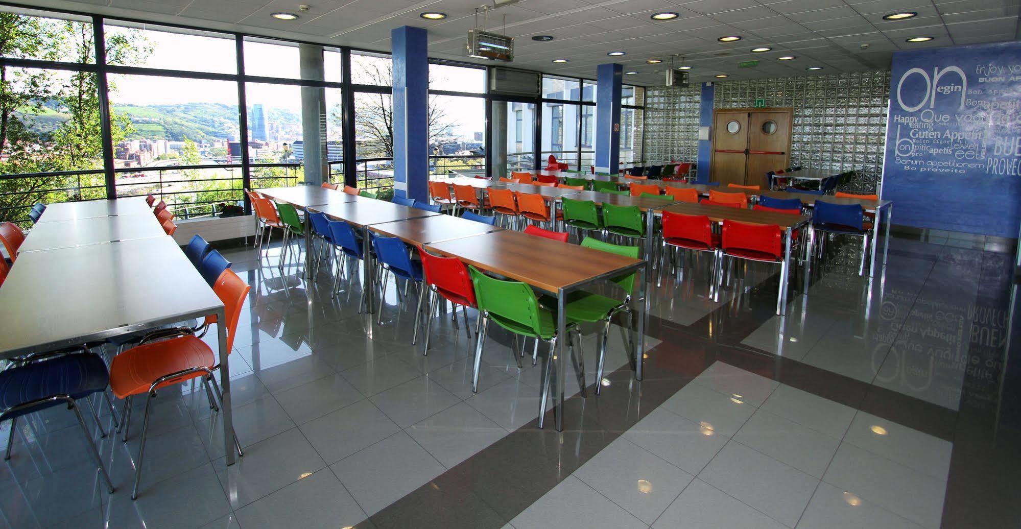 Bilbao Hostel Exterior photo